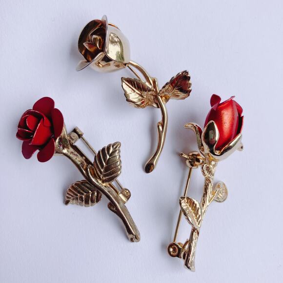 Vintage Lot of 3 Mid Century Red Enamel Rose Brooches Gold Tone Floral Pin Set - Picture 5 of 13